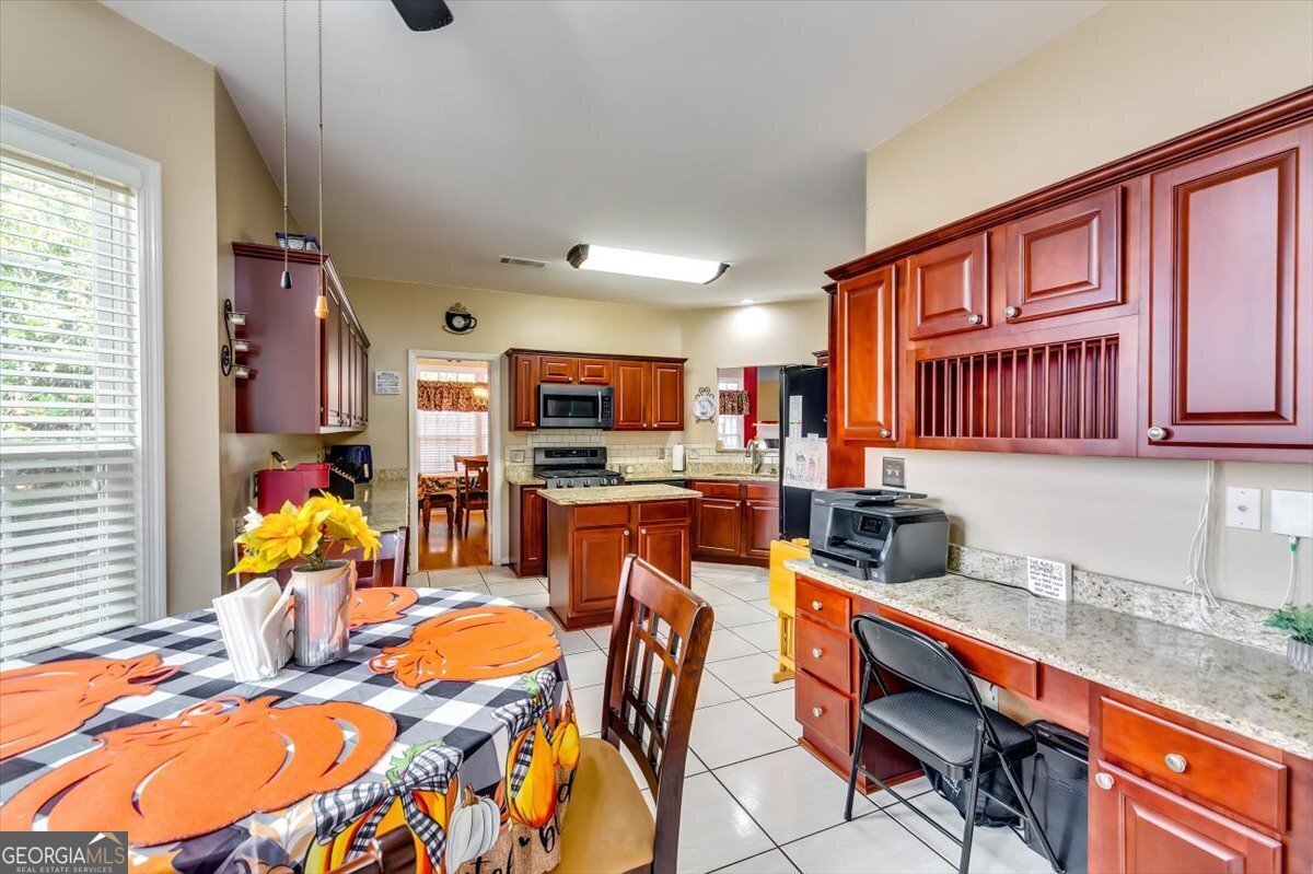 7256 Wheeler Trail Lithonia - 22