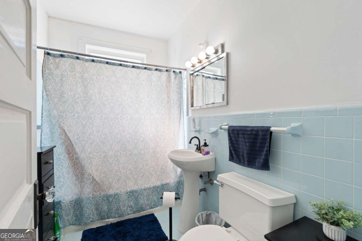 28 Ash Street Rome - 11