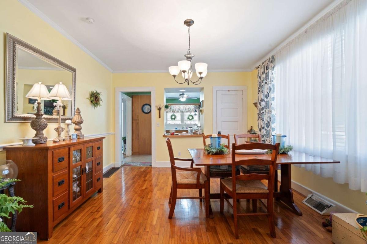 28 Ash Street Rome - 15