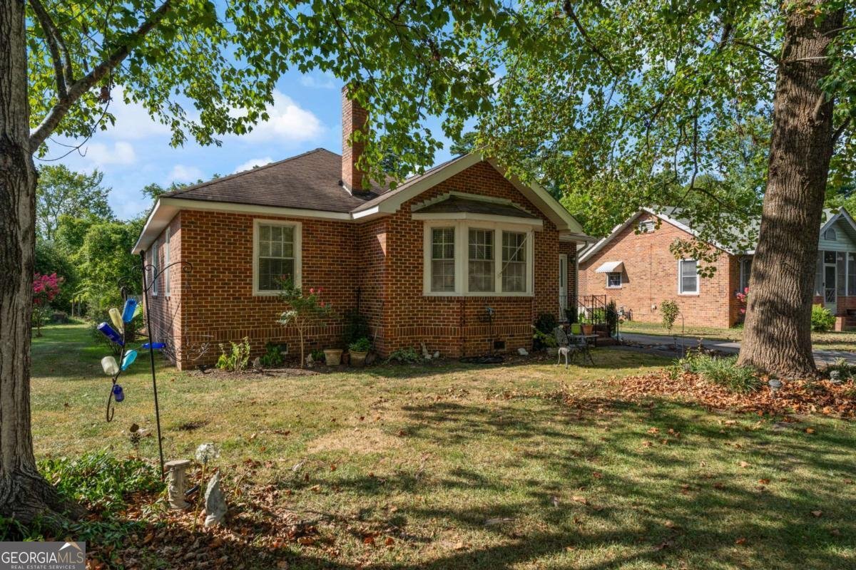 28 Ash Street Rome - 18