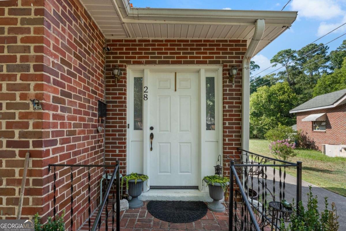 28 Ash Street Rome - 8