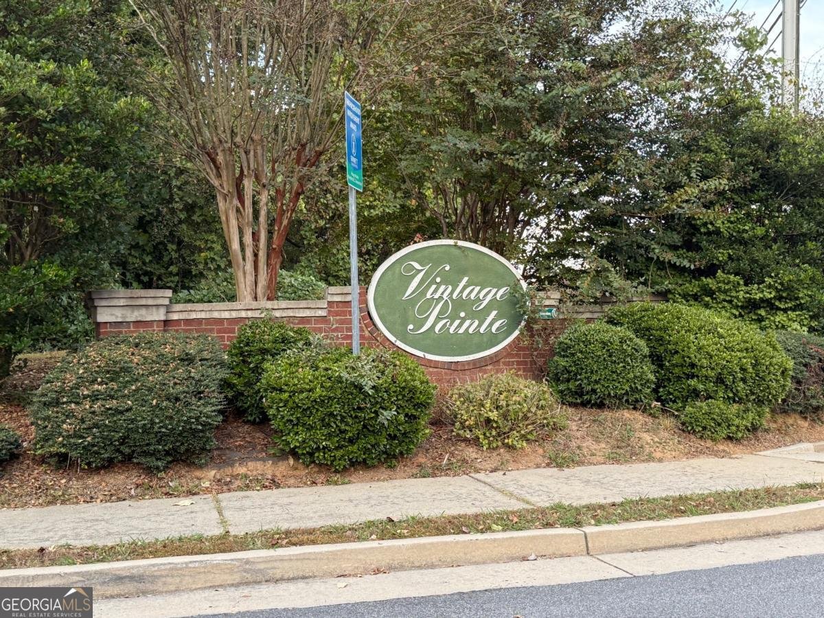 1141 Vintage Pointe Drive Lawrenceville - 2