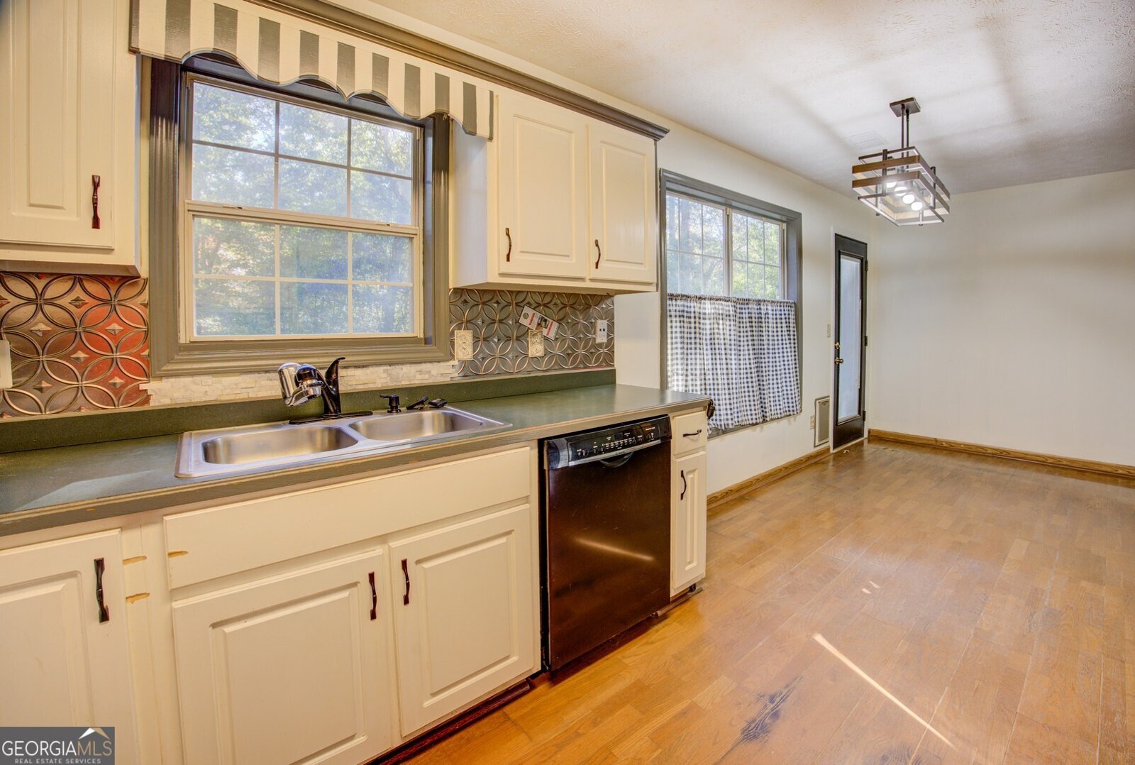 665 Island Shoals Road Covington - 23