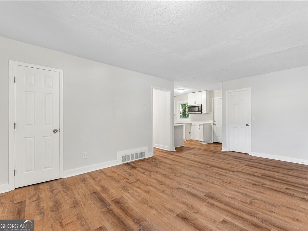 2905 Gresham Road Atlanta - 13