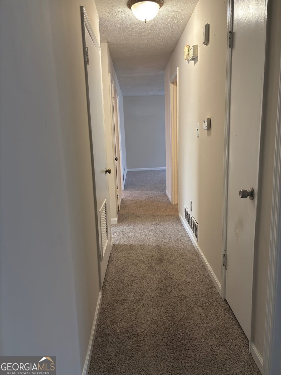 2956 Holland Court East Point - 5