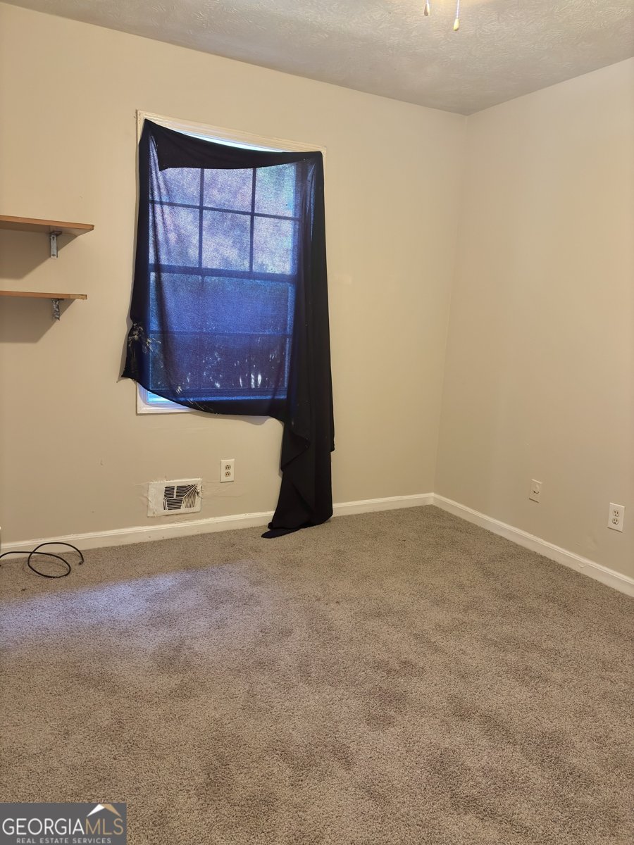 2956 Holland Court East Point - 8