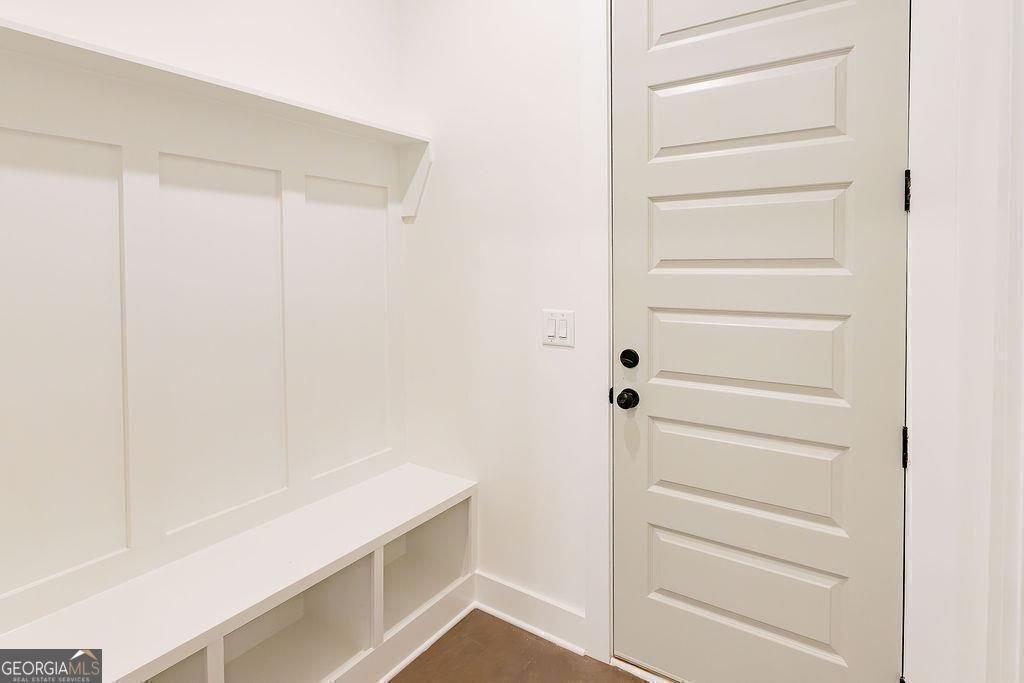 8310 Creekside Overlook Drive Gainesville - 46