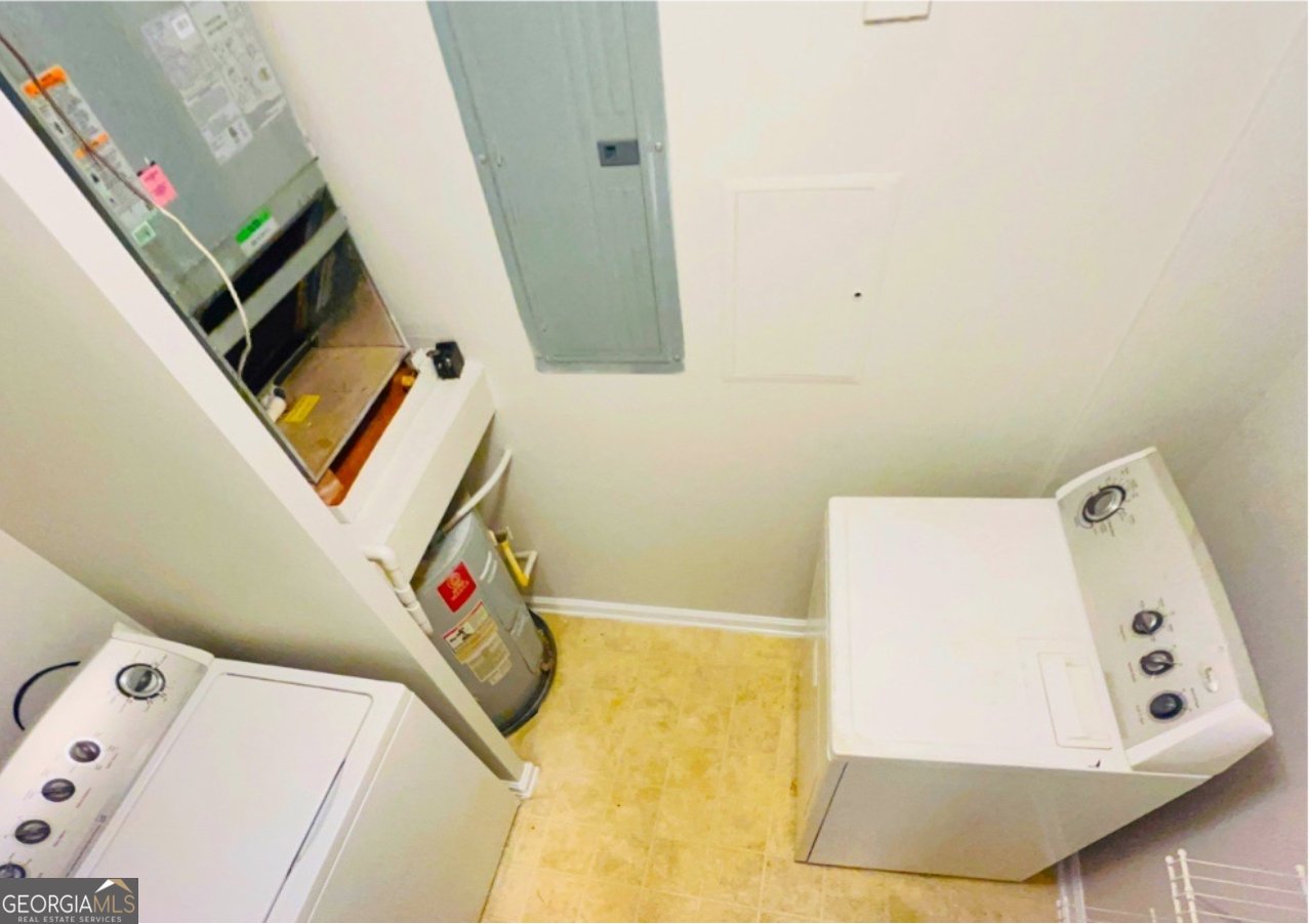 8201 Fairington Village Drive Lithonia - 15