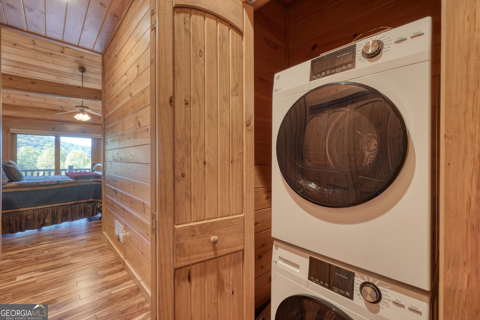 1323 Grandeur Drive Blue Ridge - 35