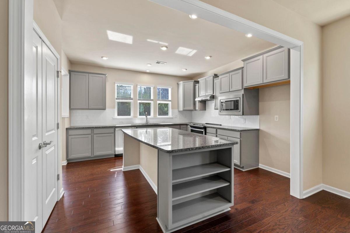 1141 Southern Pine Road Greensboro - 17