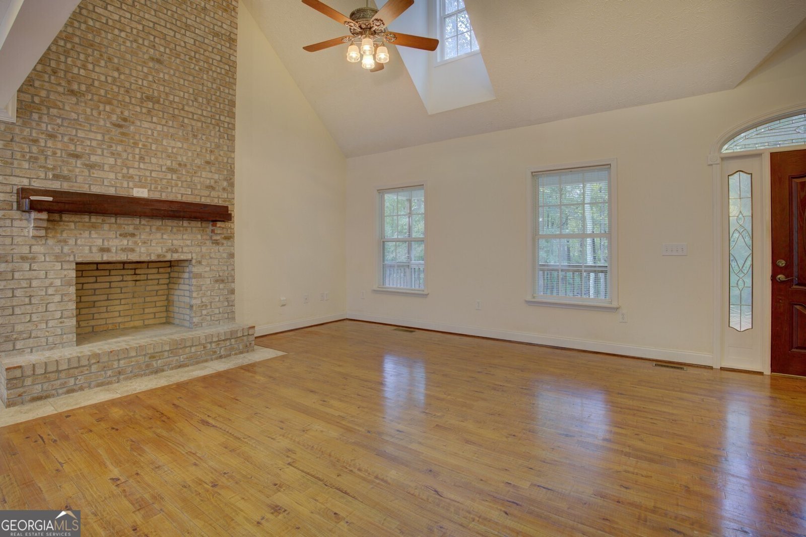 105 Brookhollow Way Newborn - 12