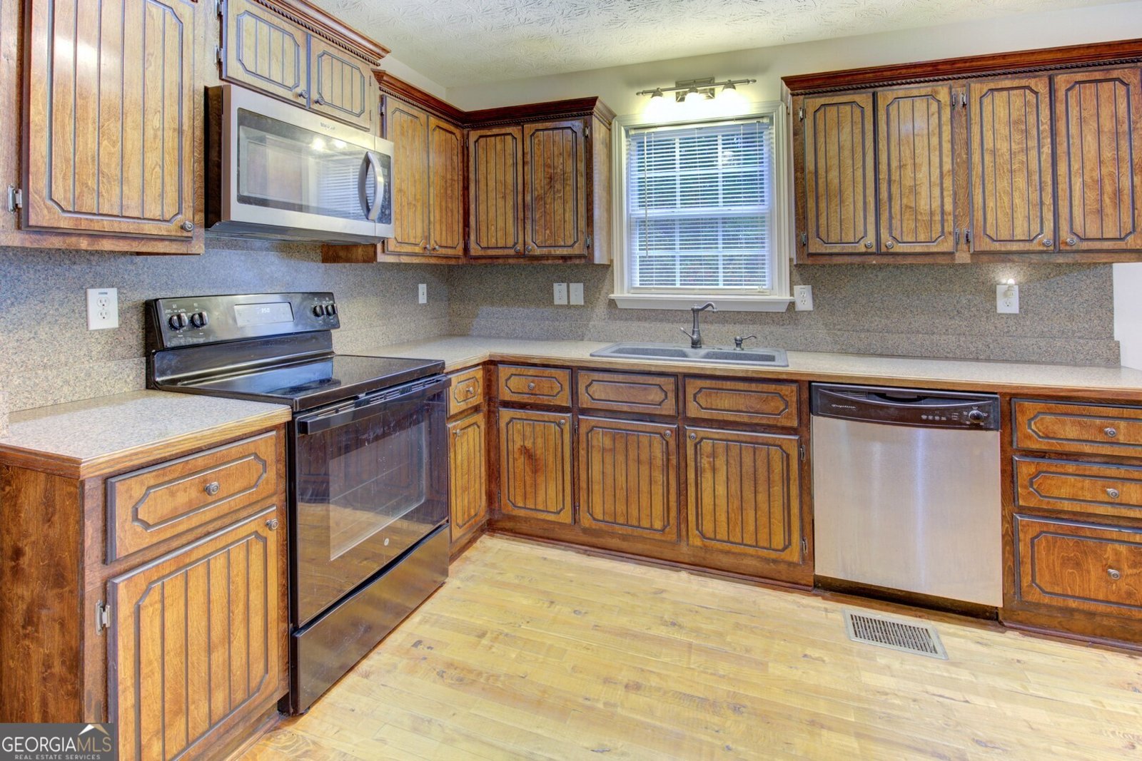 105 Brookhollow Way Newborn - 2