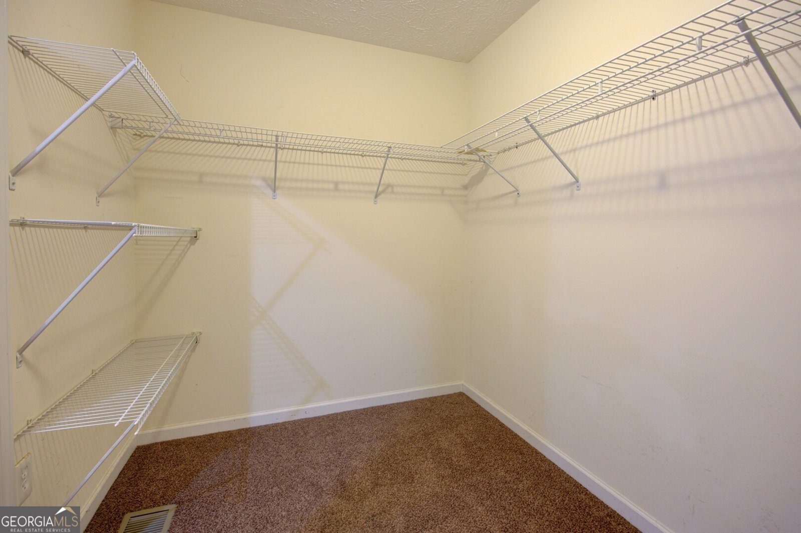 105 Brookhollow Way Newborn - 32