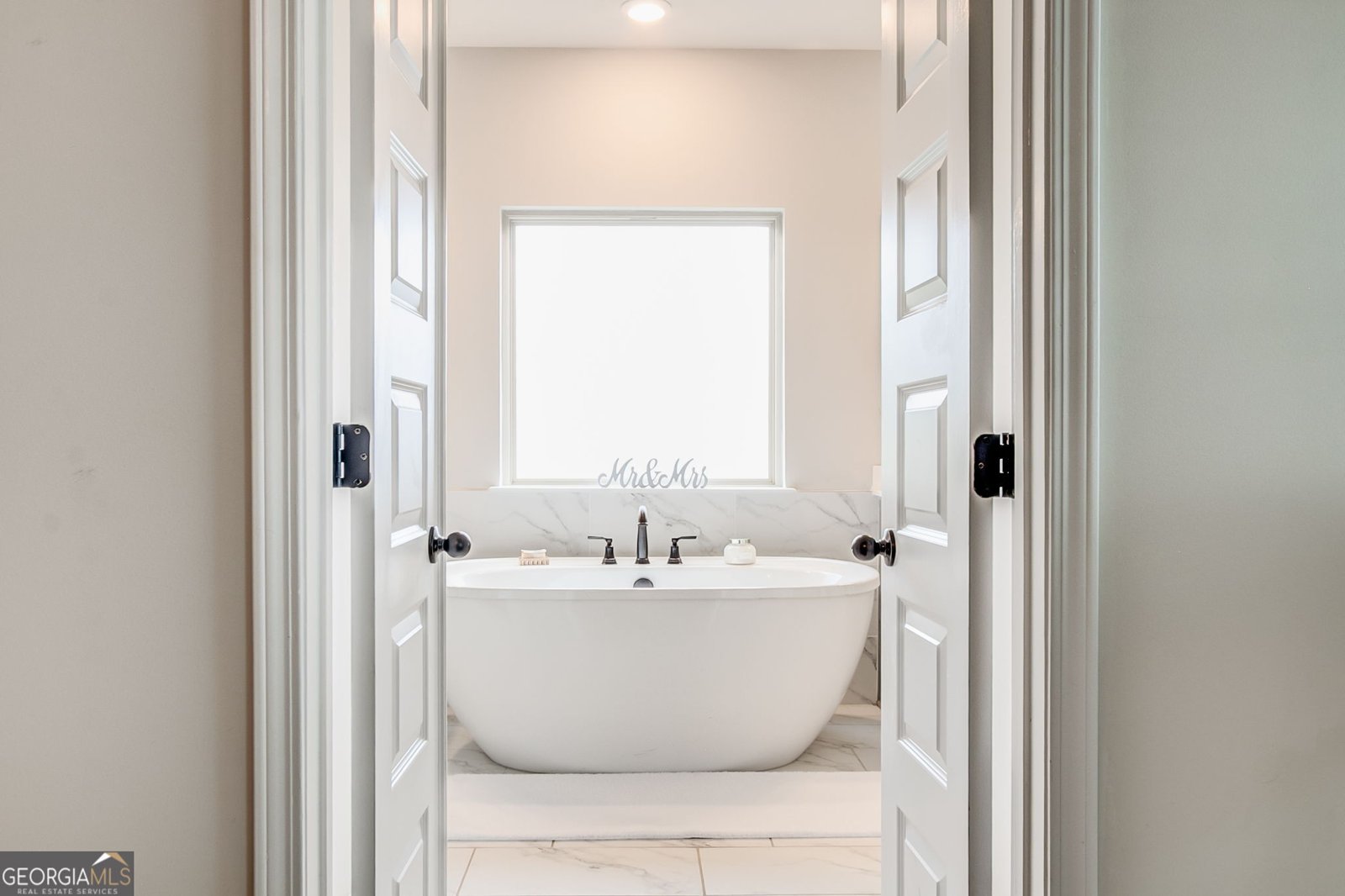 601 Dyer Drive Locust Grove - 19