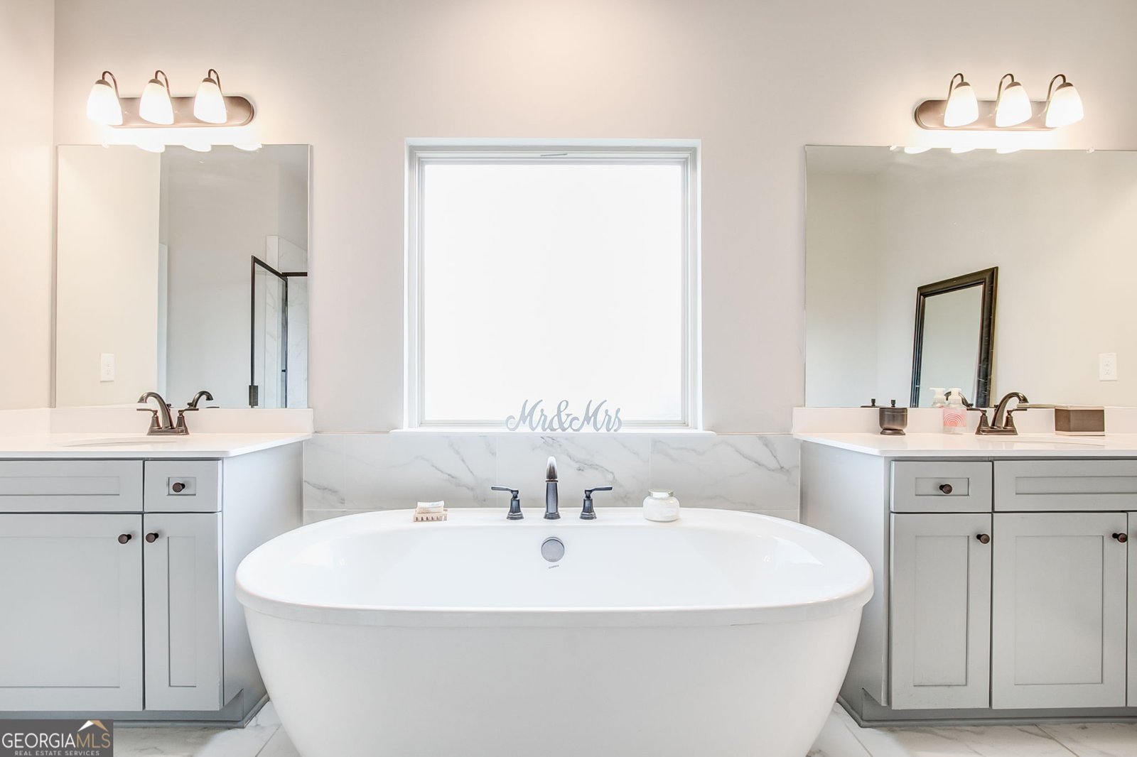 601 Dyer Drive Locust Grove - 20