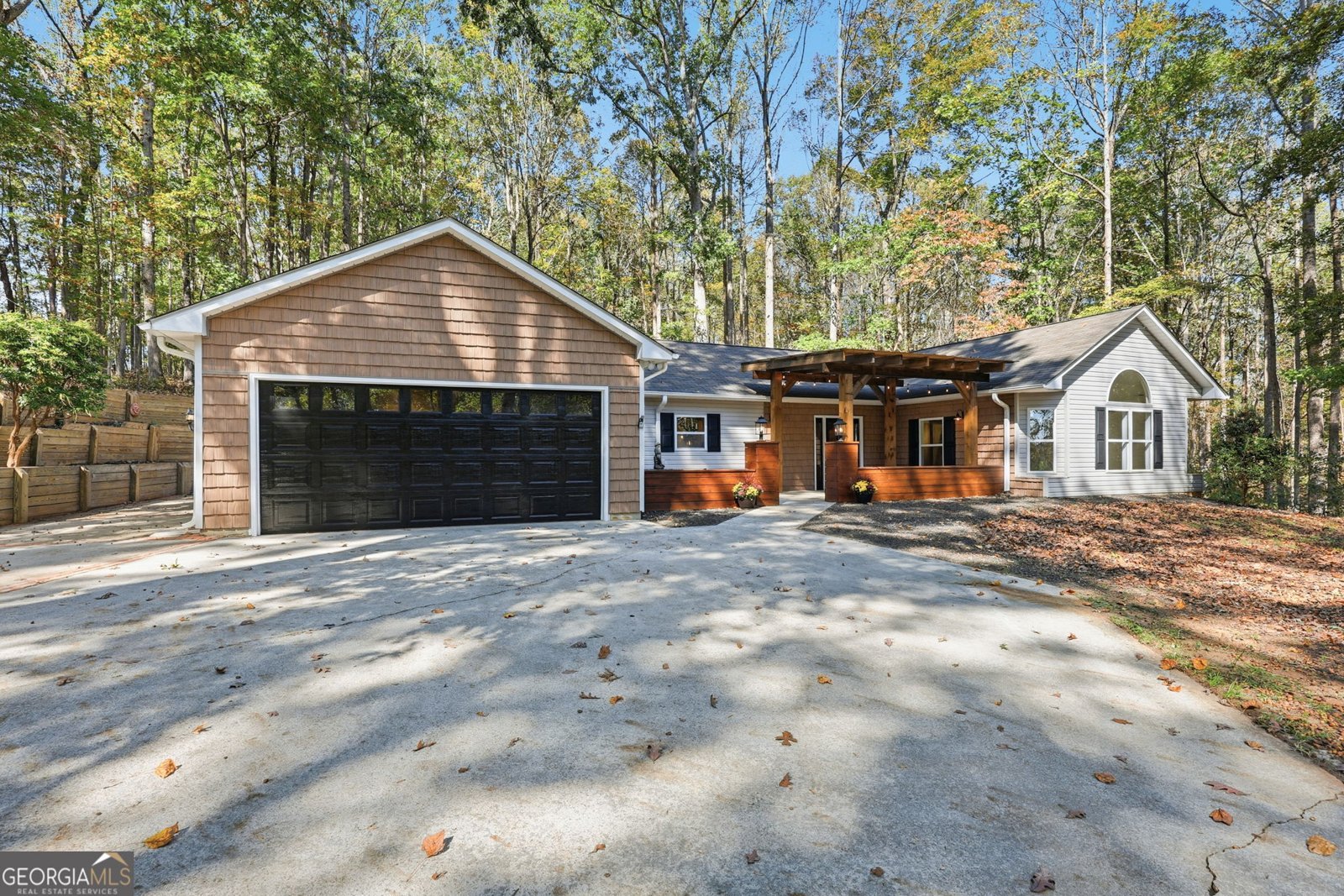 257 Lake Place Drive Lavonia - 2