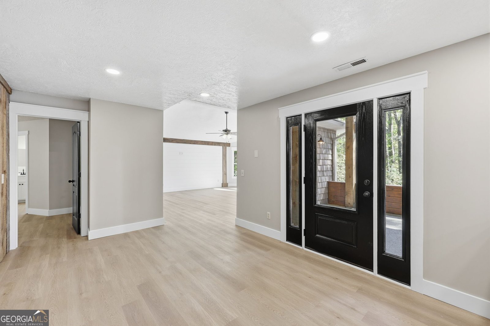 257 Lake Place Drive Lavonia - 24