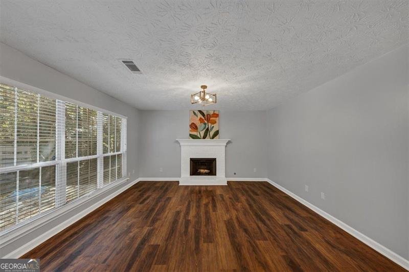 2485 Hamilton Parc Buford - 17