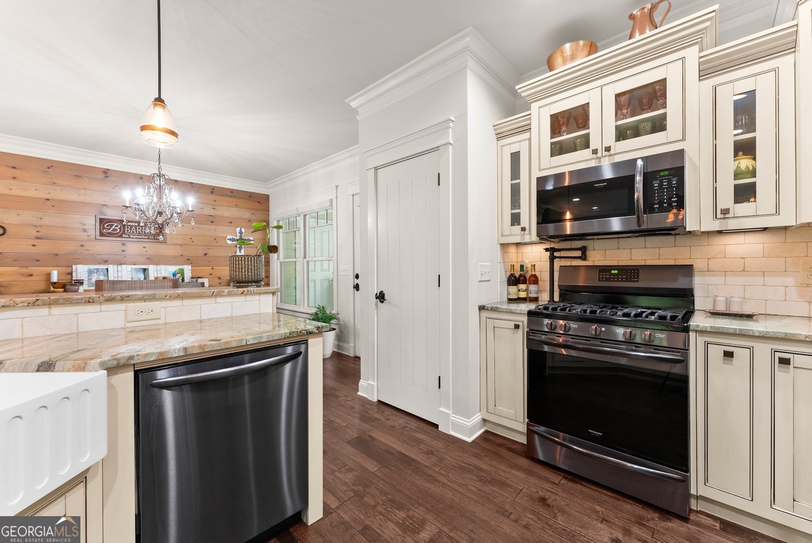 171 Pointe Willow Drive Cleveland - 19