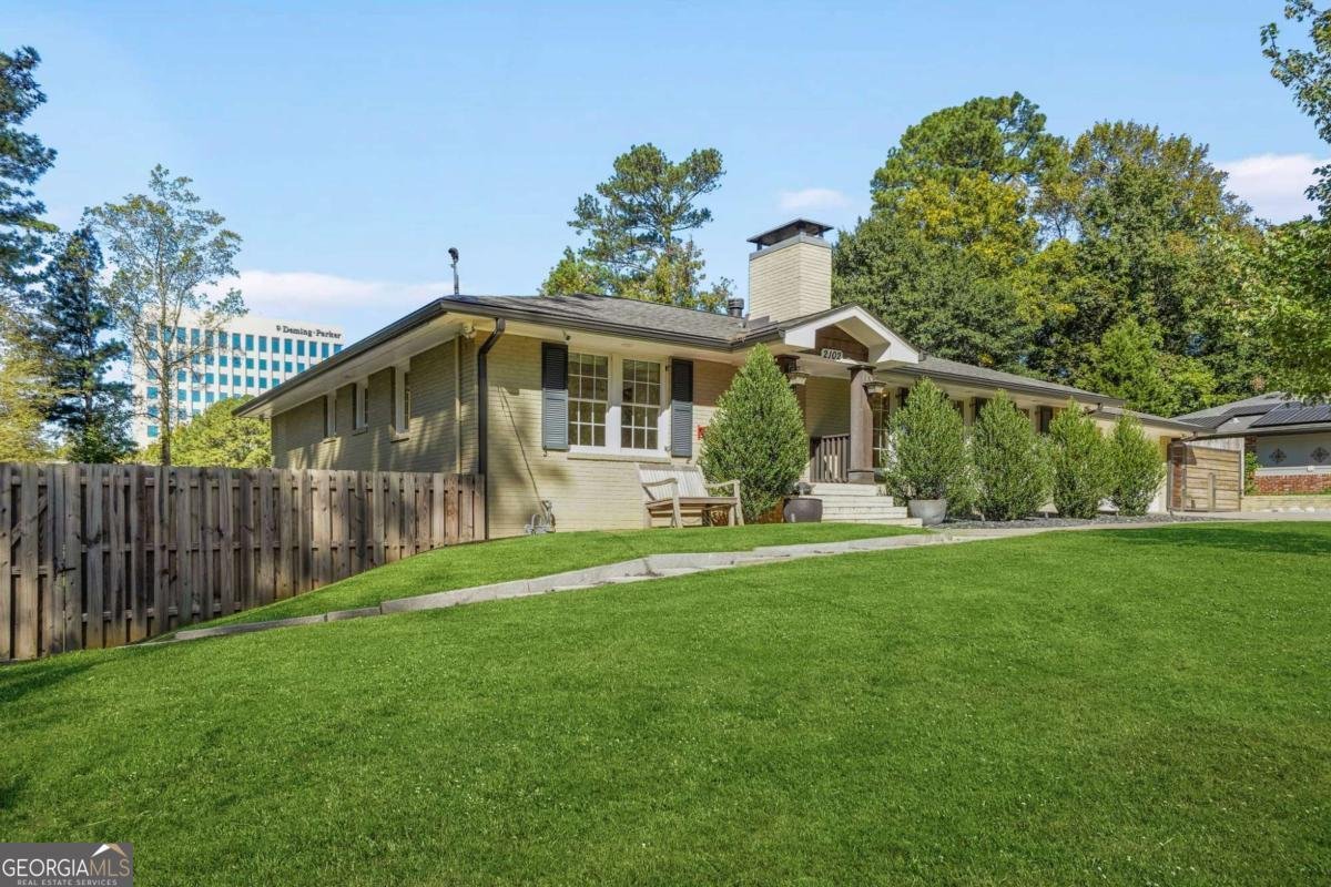 2102 Fisher Trail Atlanta - 2