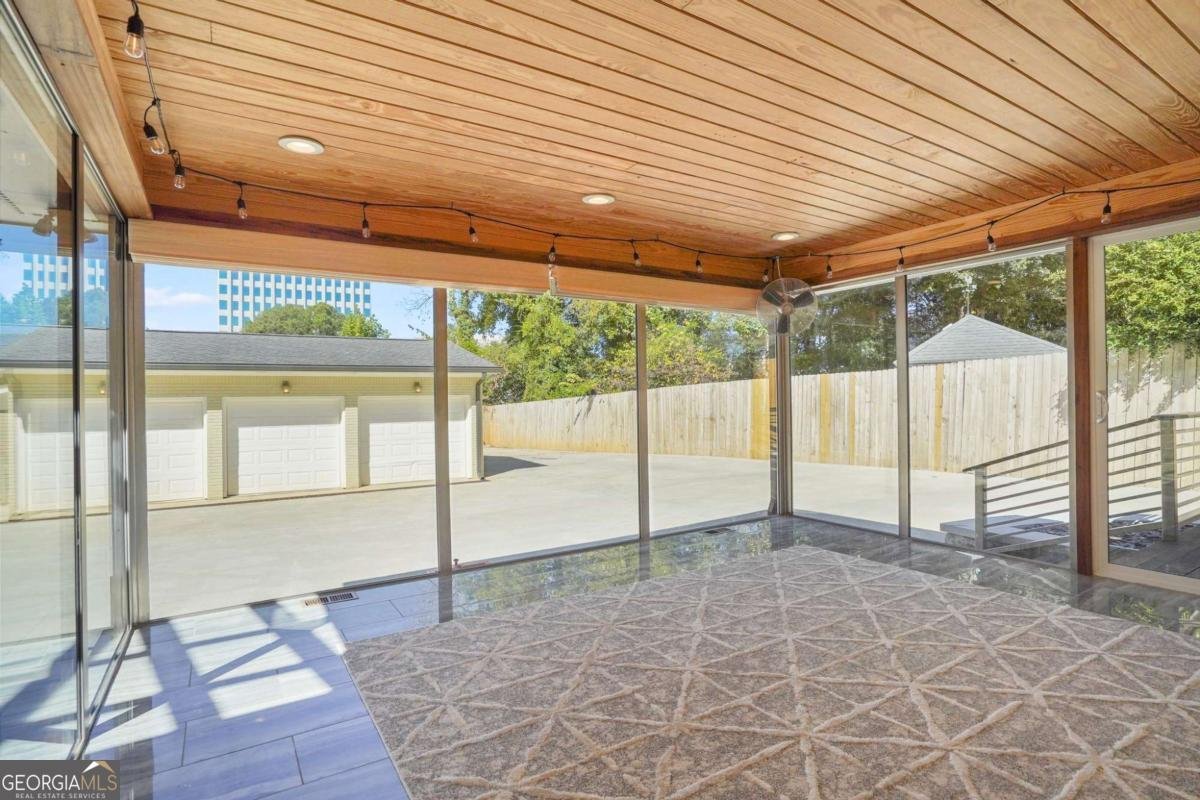 2102 Fisher Trail Atlanta - 29