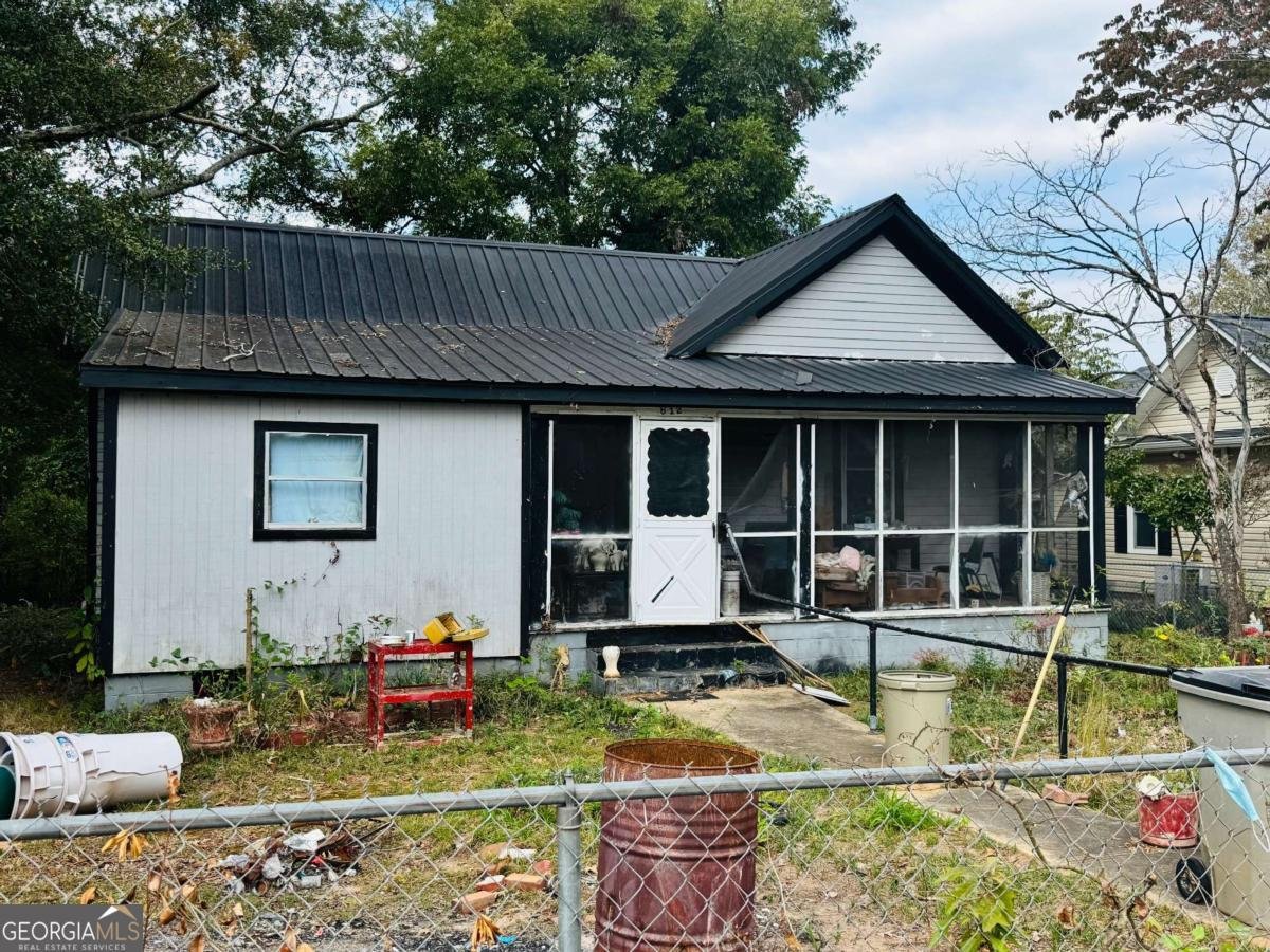 612 Lee Street Lagrange - 2