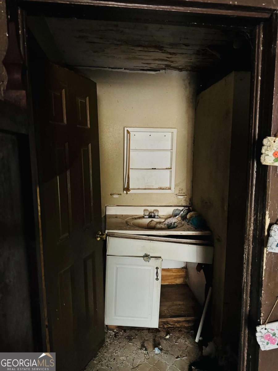 612 Lee Street Lagrange - 7