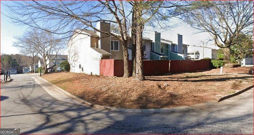 1021 Thornwoode Lane Stone Mountain - 2