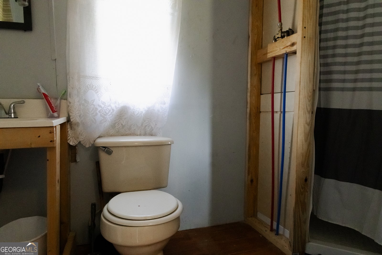 21 Clubhouse Drive White - 17