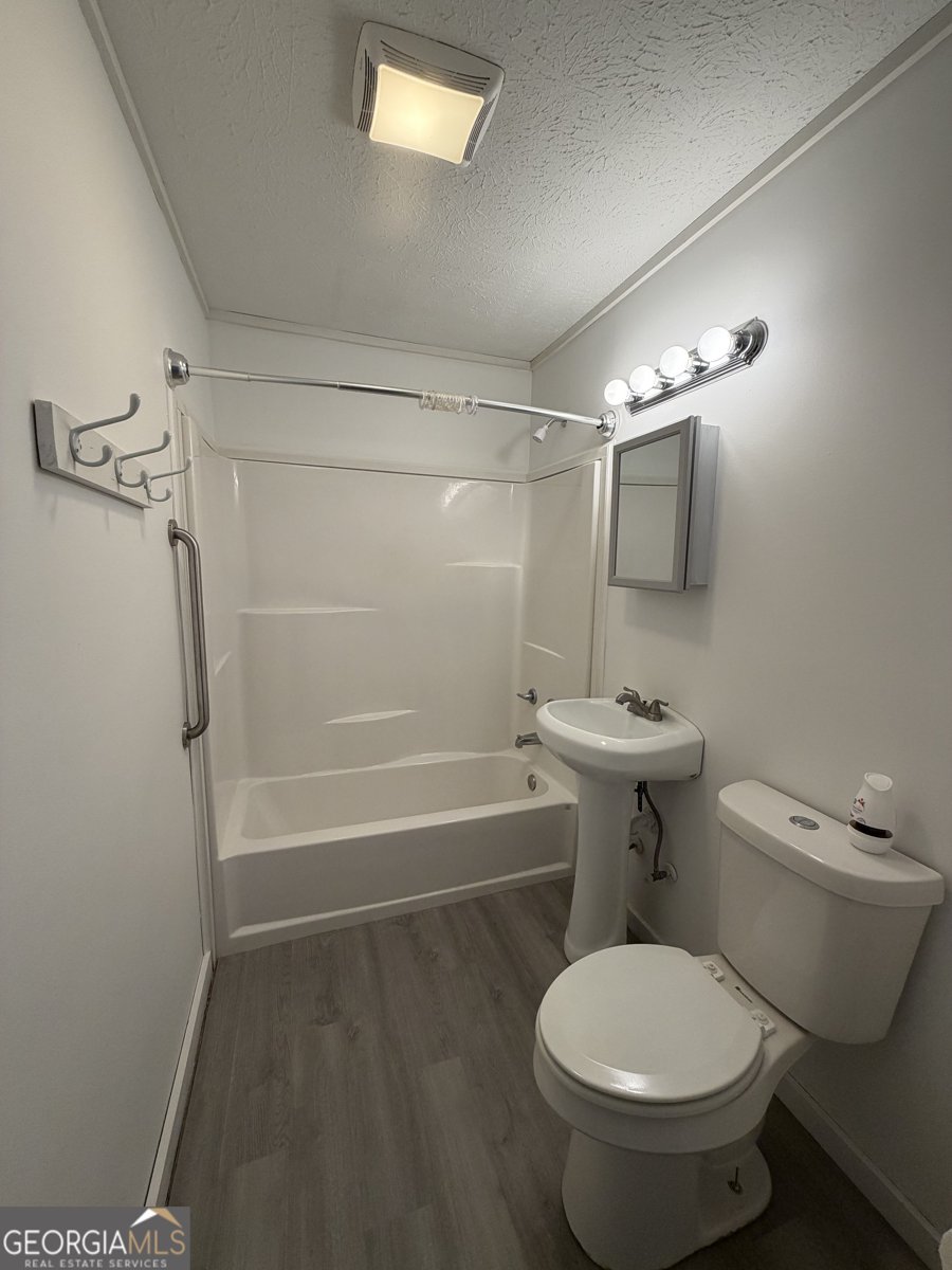 121 Elm Street East Dublin - 10