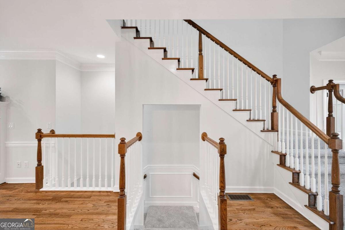 498 Vinings Estates Drive Mableton - 12