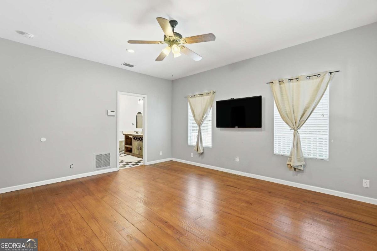 3500 Dolphin Street Brunswick - 32