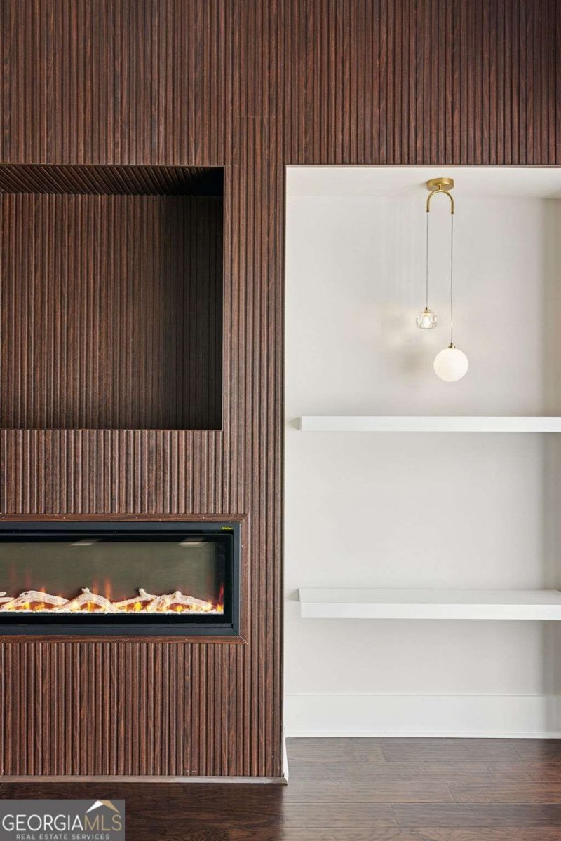 115 Thome Drive Alpharetta - 18