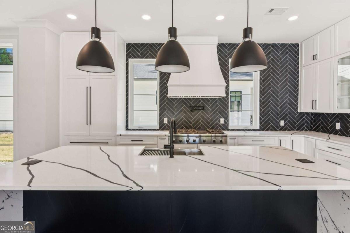 115 Thome Drive Alpharetta - 24