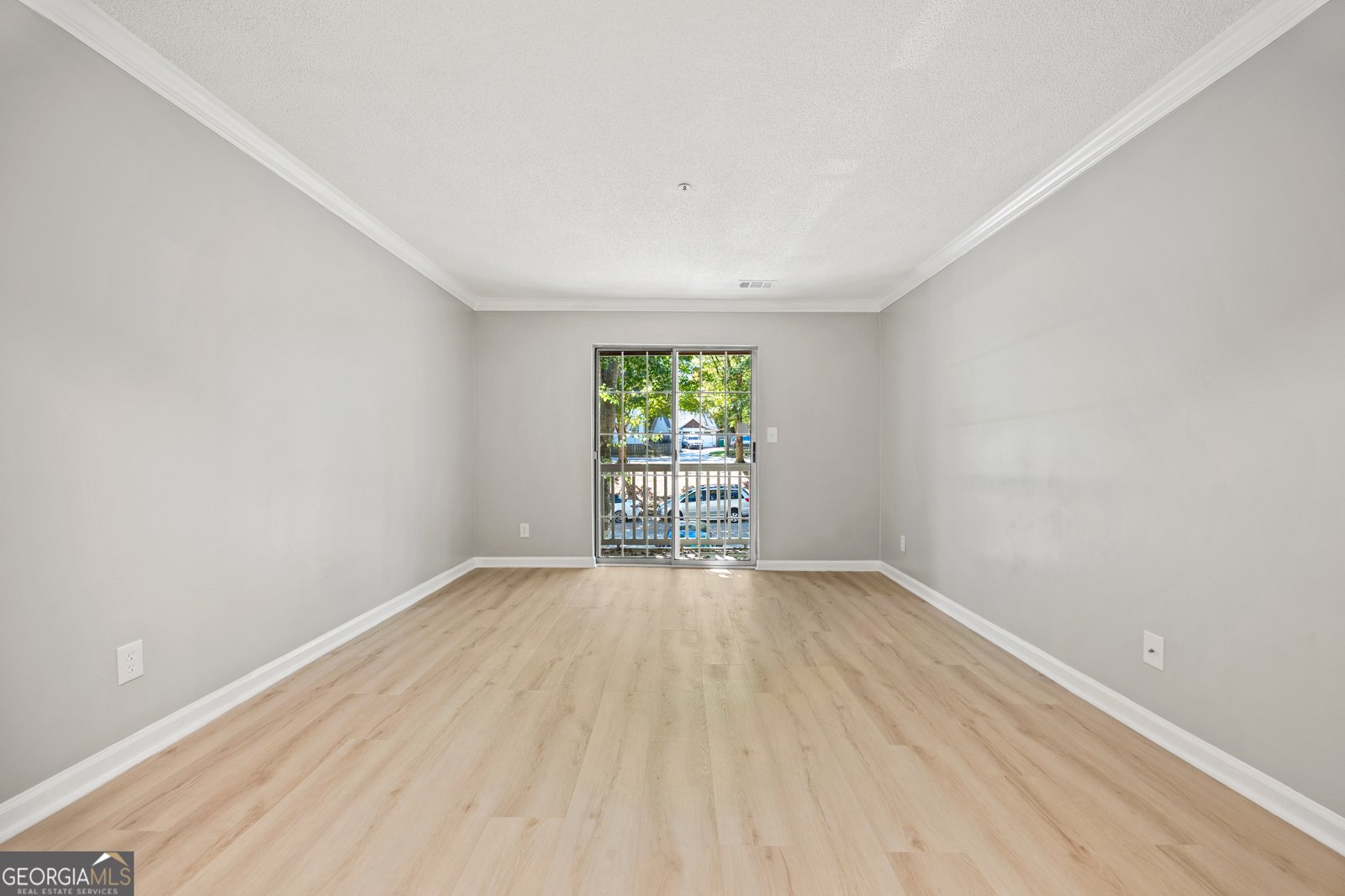 211 Cobblestone Trail Avondale Estates - 12