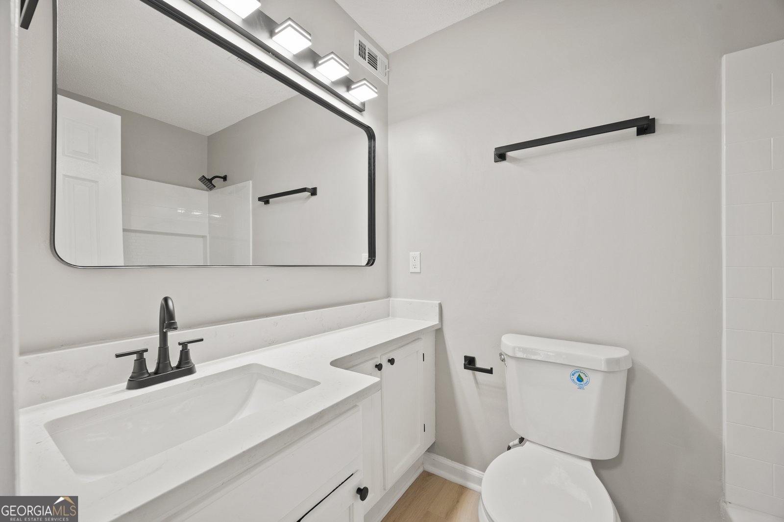 211 Cobblestone Trail Avondale Estates - 15