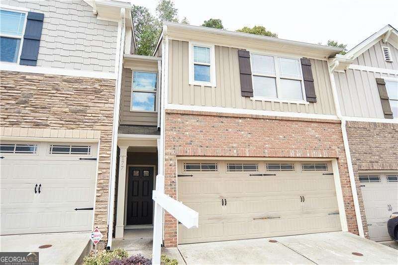 177 Townview Drive Woodstock - 1