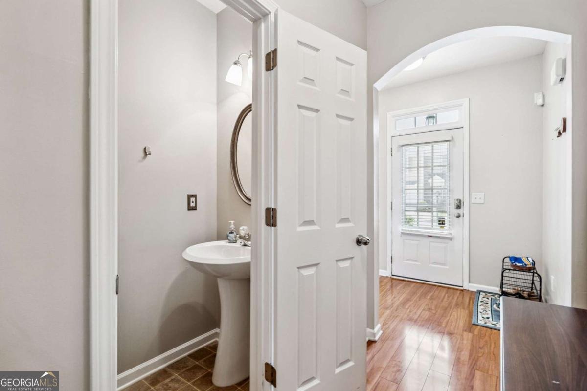 1959 Lakeshore Overlook Circle Kennesaw - 34