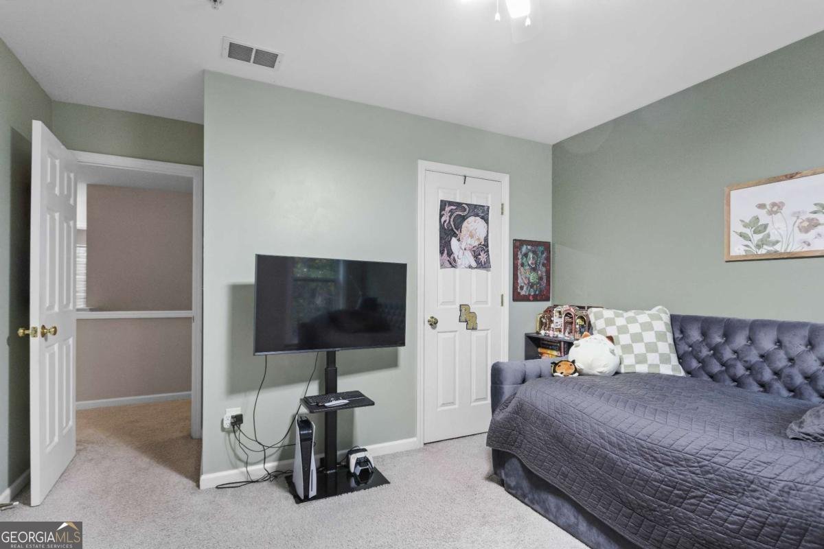 283 Regent Square Woodstock - 22