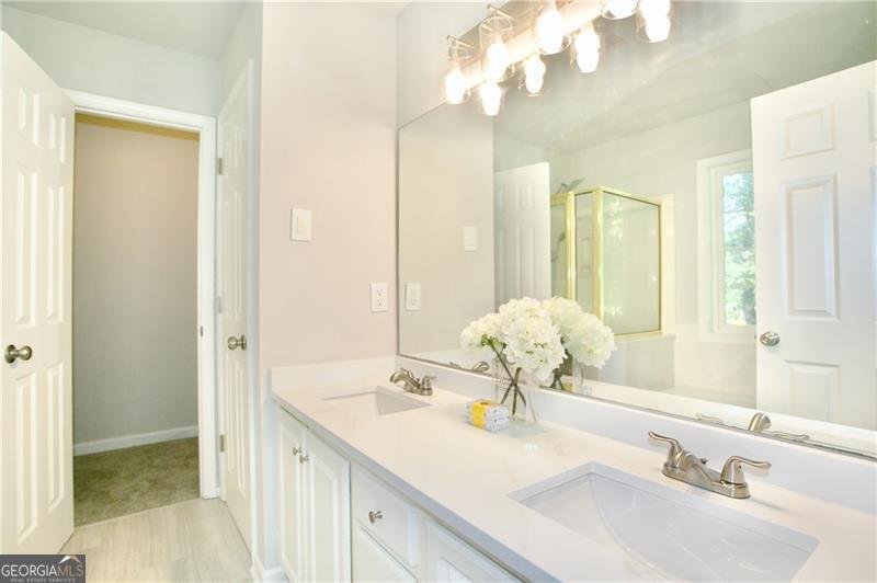 301 Lisa Lane Acworth - 37