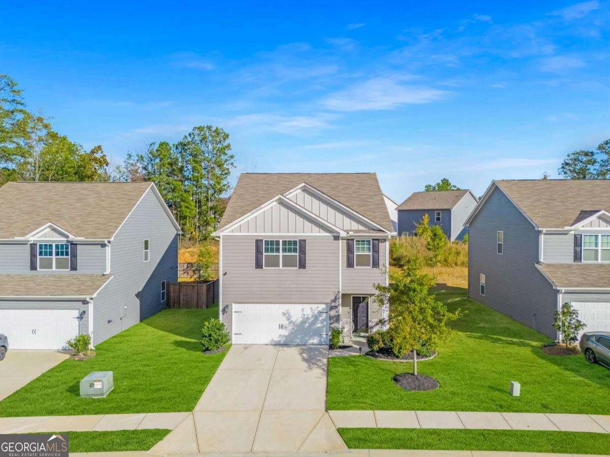 3542 FALCONWOOD Drive Douglasville - 1