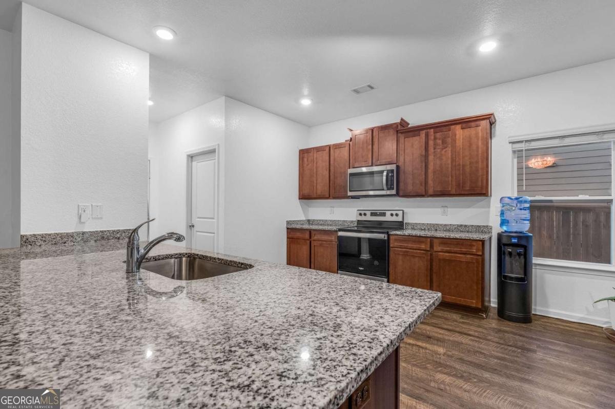 3542 FALCONWOOD Drive Douglasville - 10