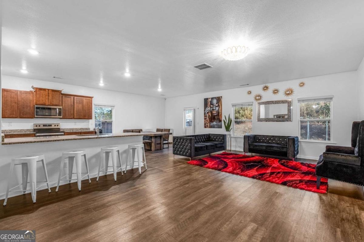 3542 FALCONWOOD Drive Douglasville - 4