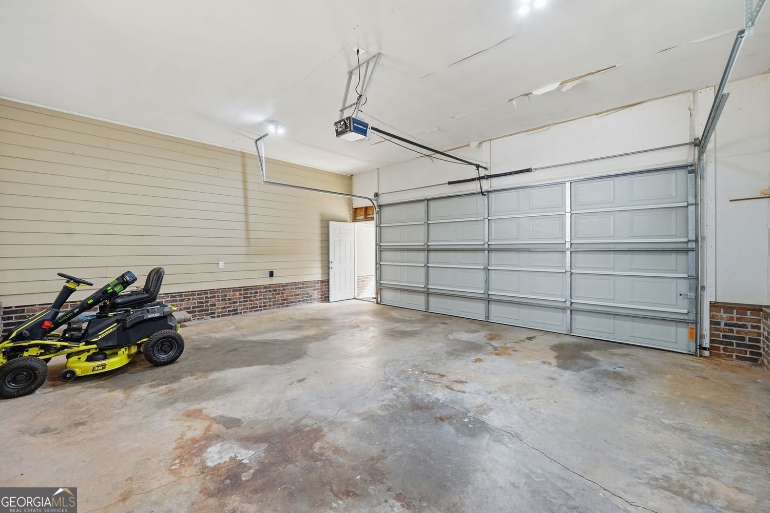 5833 Little Mountain Drive Ellenwood - 32