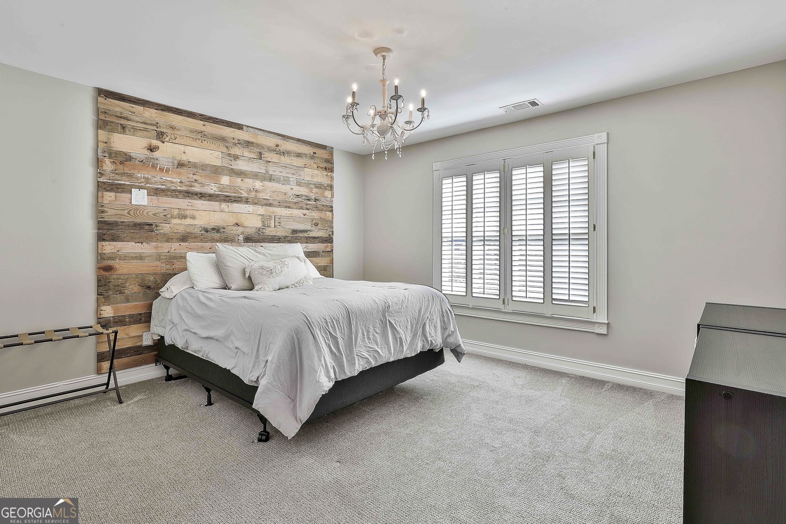 8553 Lake Forrest Drive Douglasville - 45