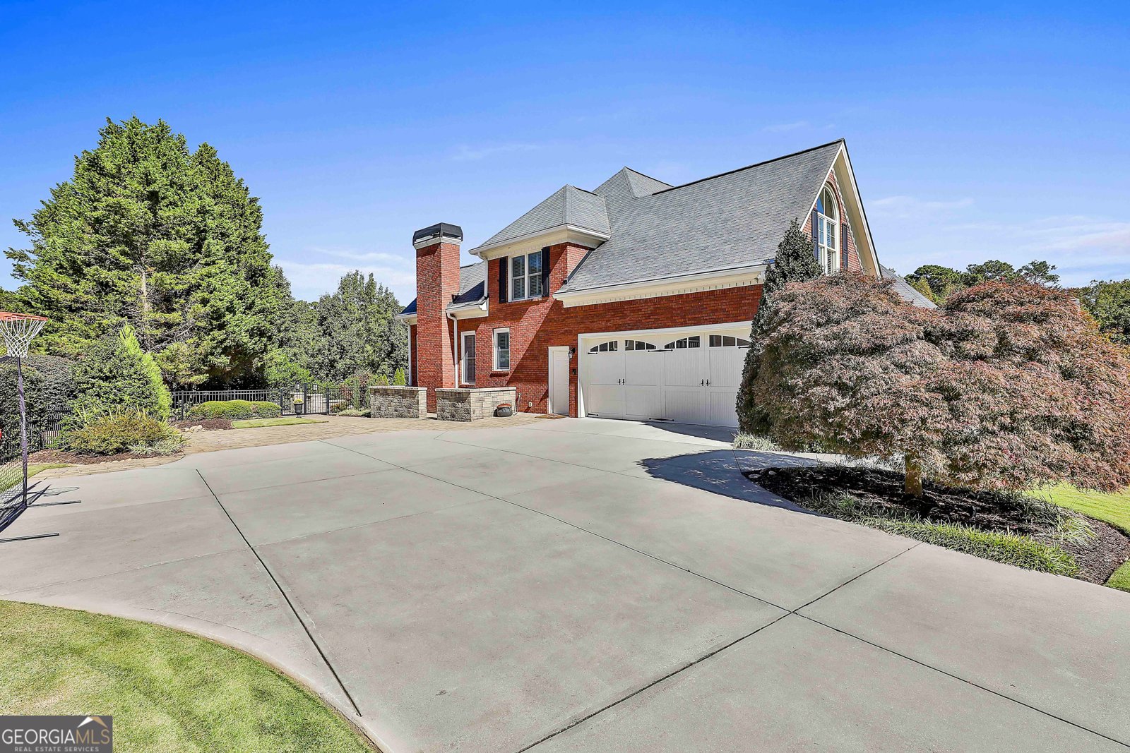 8553 Lake Forrest Drive Douglasville - 8