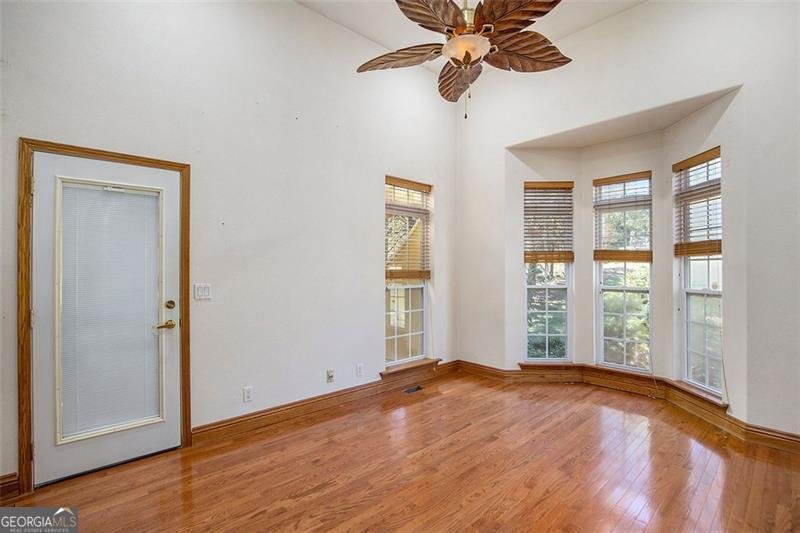 1580 BAR J Road Temple - 13