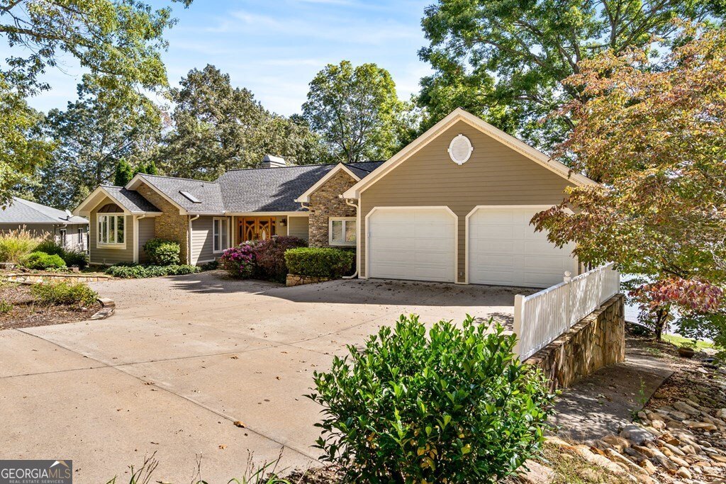 1370 Heathers Cove Circle Hiawassee - 17