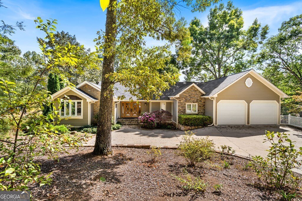 1370 Heathers Cove Circle Hiawassee - 19