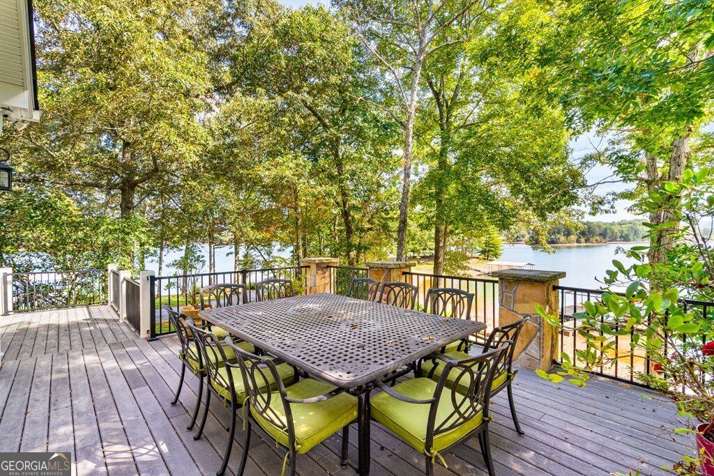 1370 Heathers Cove Circle Hiawassee - 28